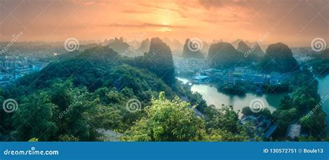 Li River and Karst Mountains Guilin, Yangshuo Stock Image - Image of ...