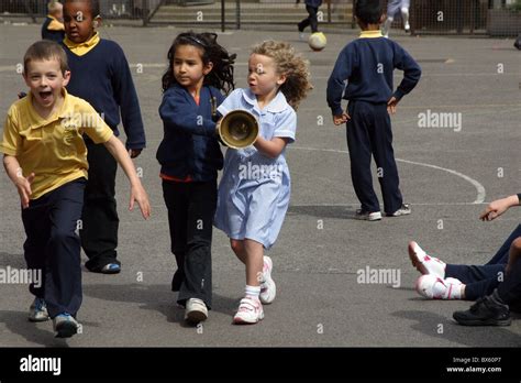 School bell ringing hi-res stock photography and images - Alamy