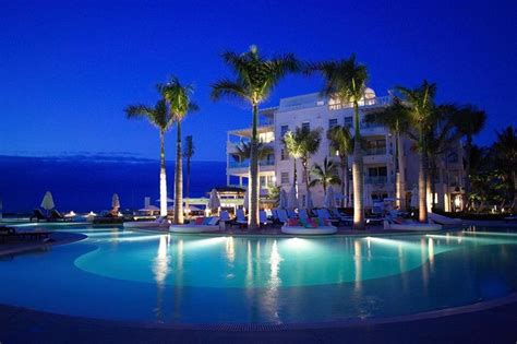 7 of the Most Luxurious Hotels in Turks and Caicos