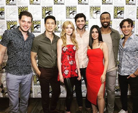 Shadowhunters Cast - Matthew Daddario Photo (40581445) - Fanpop