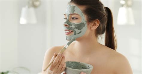 7 Best Homemade Face Packs for Oily Skin To Try Out in 2023