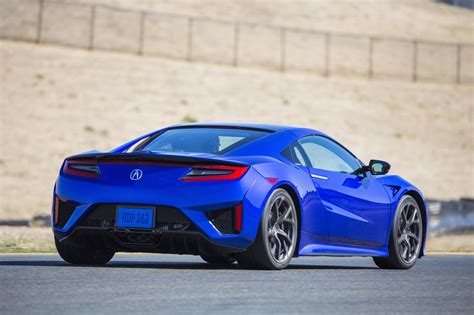 2017 Acura NSX in Nouvelle Blue Pearl - [2500 x 1666] : r/carporn