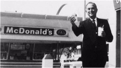 How Struggling Salesman Ray Kroc Turned McDonald's into a Global Giant ...