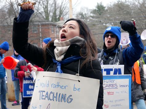 Striking Newton Teachers: ‘We Won’t Break’ – WONDERLAND