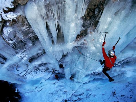 5 Toughest Places in the World to Go Ice Climbing-xtremespots.com