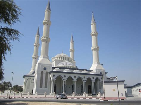 Most Incredible and Photogenic Mosques in Dubai