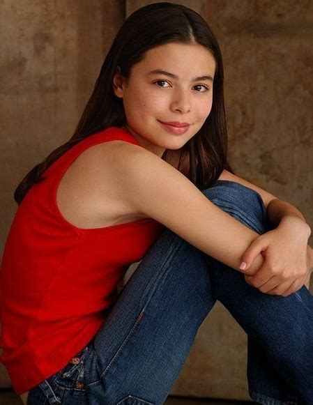 Miranda Cosgrove as Megan Parker - Sitcoms Online Photo Galleries