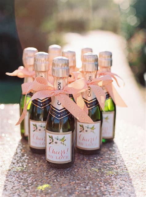 8 Adorable Wedding Favor Ideas | Champagne wedding favors, Wedding gift ...