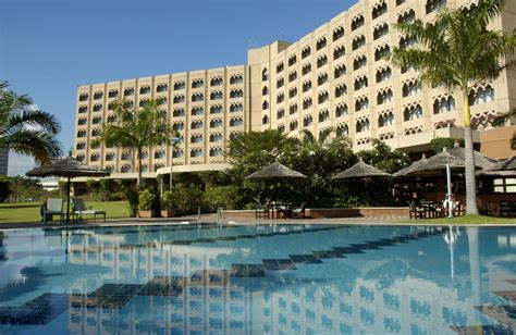 DAR ES SALAAM SERENA HOTEL – Leopard Tours Tanzania