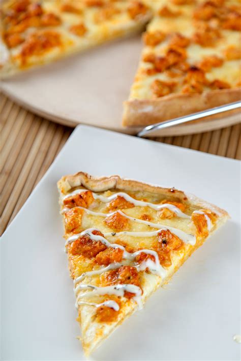 Buffalo Chicken Pizza Recipe