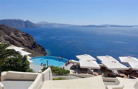 43 Best Hotels in Oia, Santorini - Updated for 2021