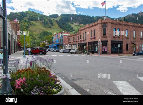 Aspen Colorado Downtown High Resolution Stock Photography and Images - Alamy