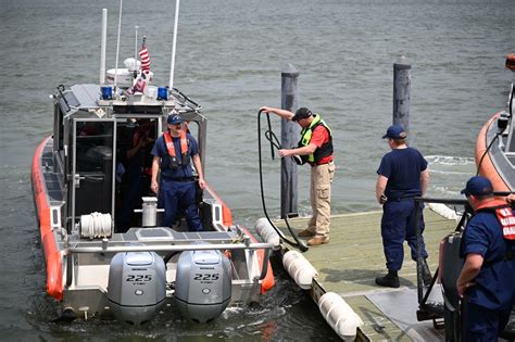 DVIDS - Images - Tactical Coxswain Training with Coast Guard Station ...