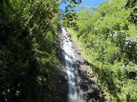 The 10 Best Waterfall Hikes in Oahu - Walk a While with Me