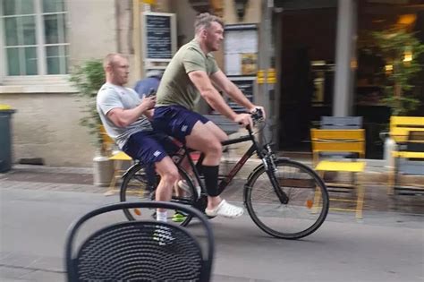 Rugby World Cup: Keith Earls and Peter O'Mahony enjoy fun bike ride in ...