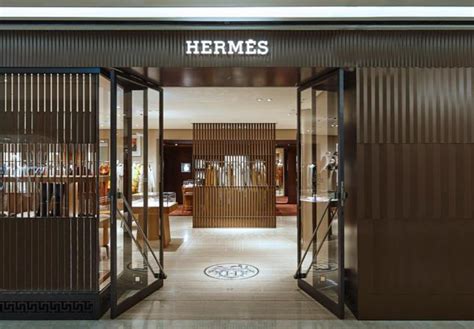 Hermès unveils its renovated and extended store in Seoul - Luxferity Magazine