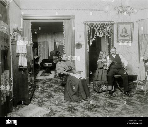 Parlor room victorian hi-res stock photography and images - Alamy