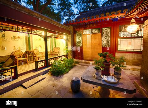 Old beijing hutongs hi-res stock photography and images - Alamy