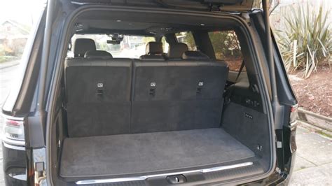 Jeep Grand Wagoneer Luggage Test | How much space behind 3rd row ...