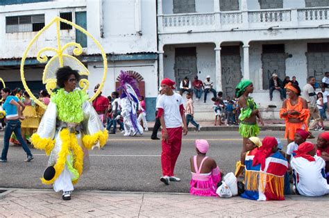 Dominican Carnival! - Hammock Hoppers