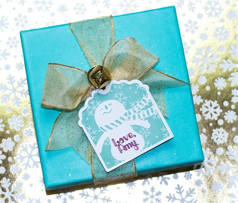 Cute DIY Holiday Gift Tags with a Cricut Joy! - Leap of Faith Crafting