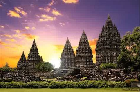 Tourist attraction Prambanan temple in Djogjakarta - Tourism Gemza