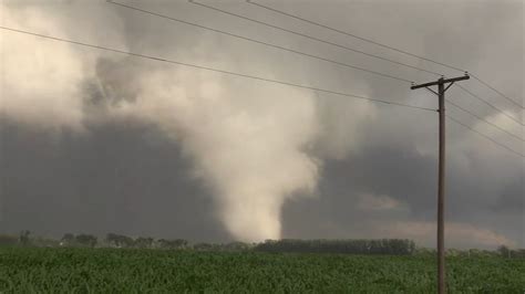 Chicago, tornado alley? Illinois leads nation in number of tornadoes this year, NIU professor ...