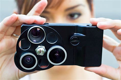 Lens Dial: Professional Photography Accessory For Your iPhone 4S | Bit Rebels