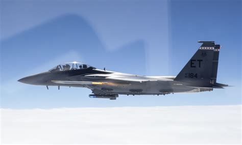 U.S. Air Force successfully conducts new test of AMRAAM missile