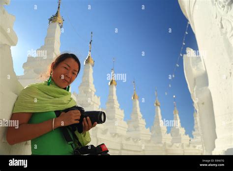 Myanmar / Burma/Buddhism/Buddhismus Stock Photo - Alamy