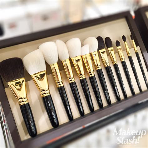 Tom Ford Makeup Brush Set - Mugeek Vidalondon