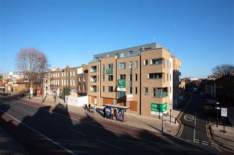 Tottenham High Road, N17 - landhold