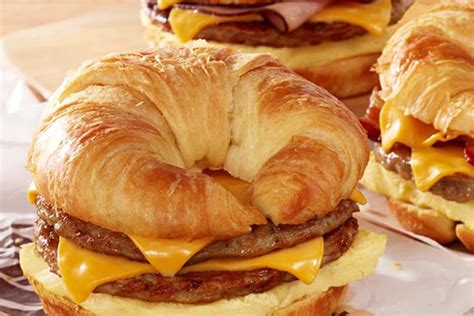 Burger King Breakfast Deals Right Now | Let's Find Out- TheFoodXP