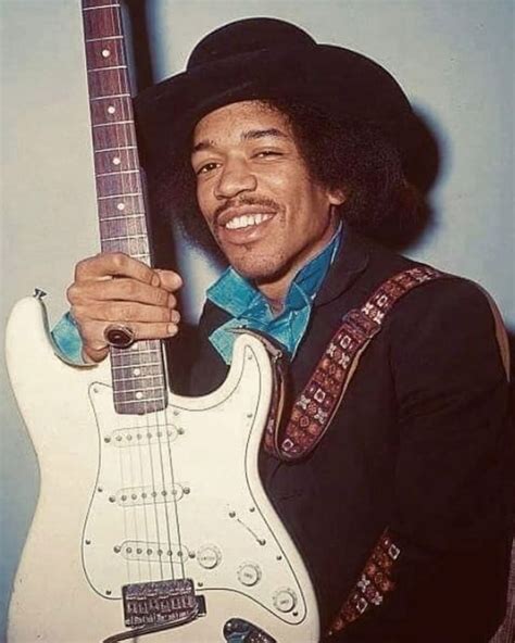 #jimihendrix #hendrix #blues #bluesrock #jazz #straturday #fender #marshallamps #fuzz #👍 | Jimi ...