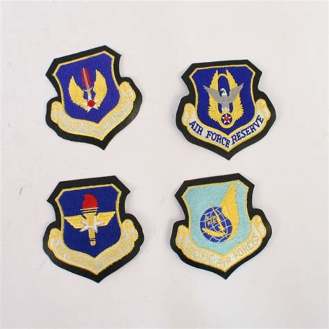 Pack of 4 USAF patches on leather