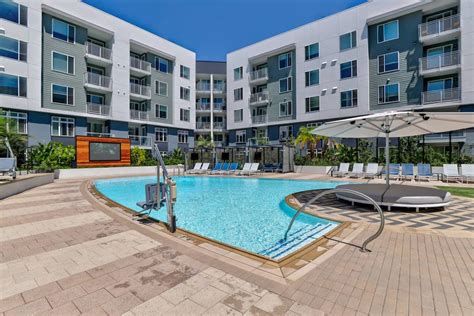 10 Incredible Apartment Pools in San Diego | Rent. Blog