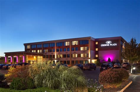 CROWNE PLAZA BOSTON-WOBURN $89 ($̶1̶1̶7̶) - Updated 2021 Prices & Hotel Reviews - MA - Tripadvisor