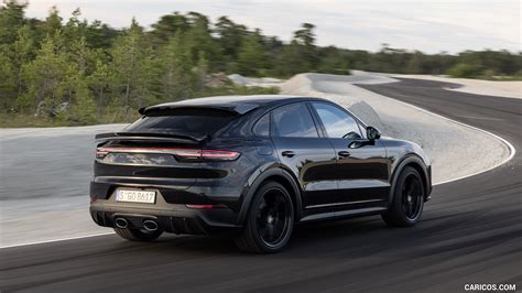 Porsche Cayenne Turbo GT | 2022MY (Color: Jet Black Metallic) | Rear Three-Quarter