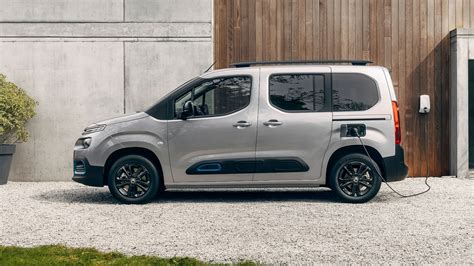 New Citroen e-Berlingo electric car on sale: prices and specs | carwow