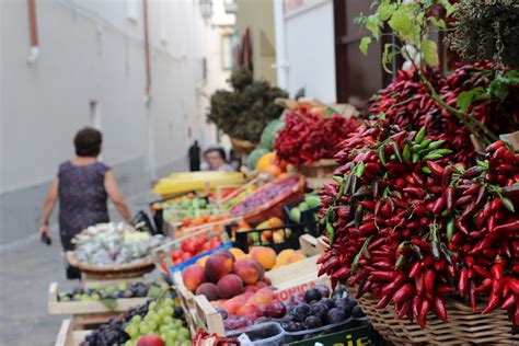 A Guide to Food Festivals in Puglia - Blog by Bookings For You