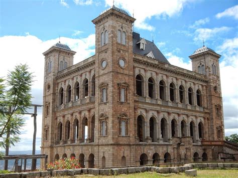 Manjakamiadana Rova (Queen's Palace), Antananarivo, Madagascar : r ...