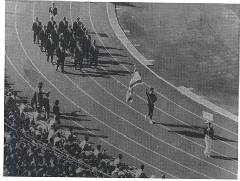 Tokyo Olympic Games 1964 - Gideon Ariel carrying the Israeli Flag in ...