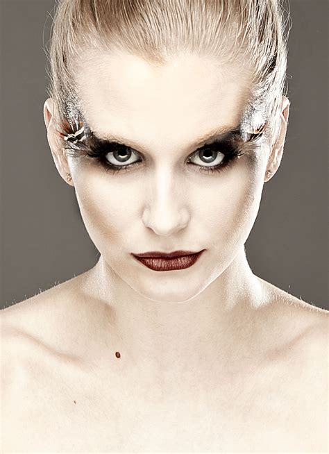 Black Swan make up by Chloe Winter | Beauty photography, Photography ...