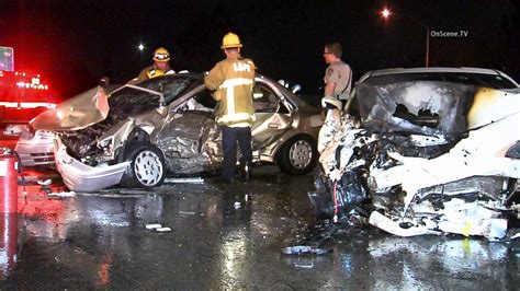 1 person killed in 6-car crash on eastbound 10 Freeway in Mid-City - ABC7 Los Angeles