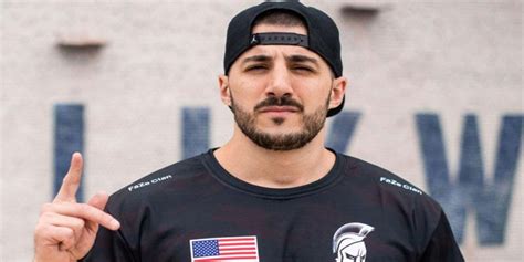 Call of Duty Pro NICKMERCS Reveals His Favorite Underrated Warzone Loadout