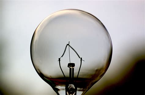 File:Light Bulb.jpg - Wikipedia
