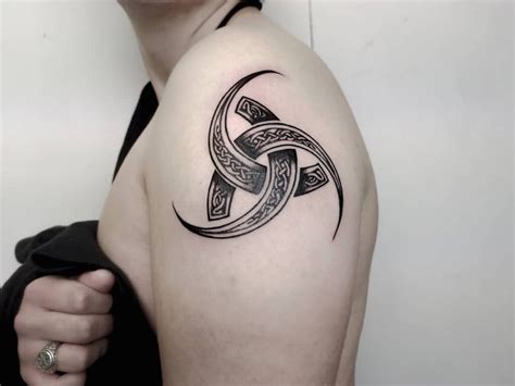 15+ Tattoo Viking Symbols That Will Blow Your Mind!