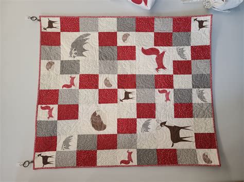 Red Bramble Baby Quilt Kit - 372343