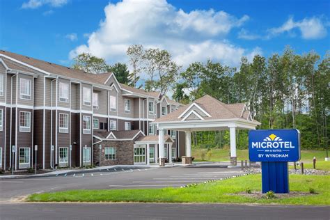 Microtel Inn & Suites by Wyndham Amsterdam | Amsterdam, NY Hotels