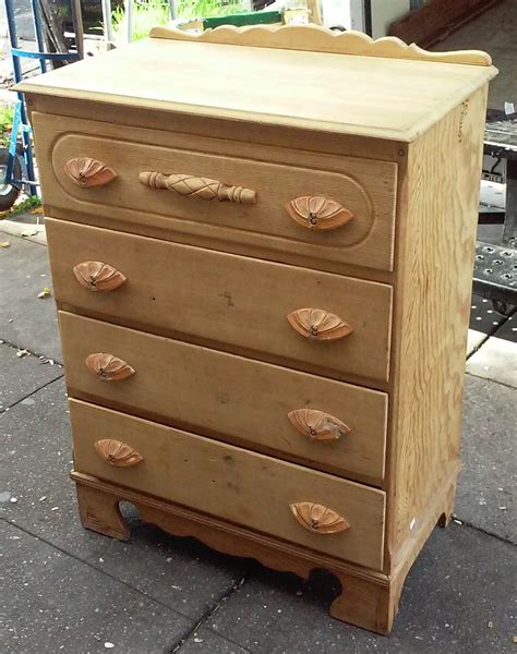 UHURU FURNITURE & COLLECTIBLES: SOLD #23568 Amberwood Finish 31” Wide 4-Drawer Chest - $85